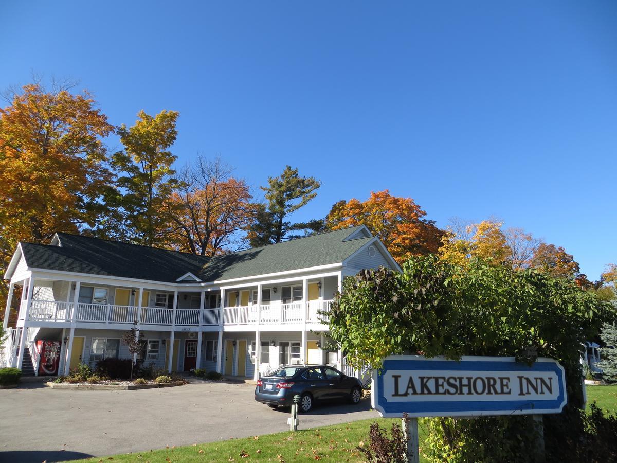 Empire Lakeshore Inn Екстер'єр фото